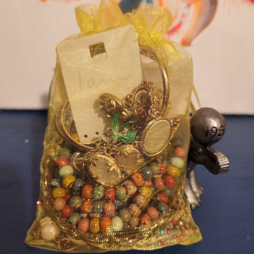 Mystery Jewelry drawstring bag 15+ wearable items| No broken pieces| Gold Tone
